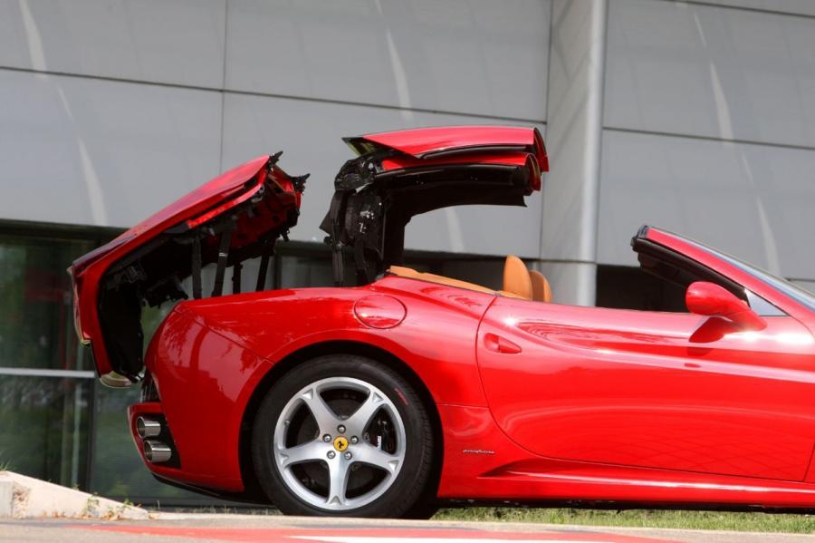 Детали экстерьера Ferrari California 2008 года  (фото 73 из 225)